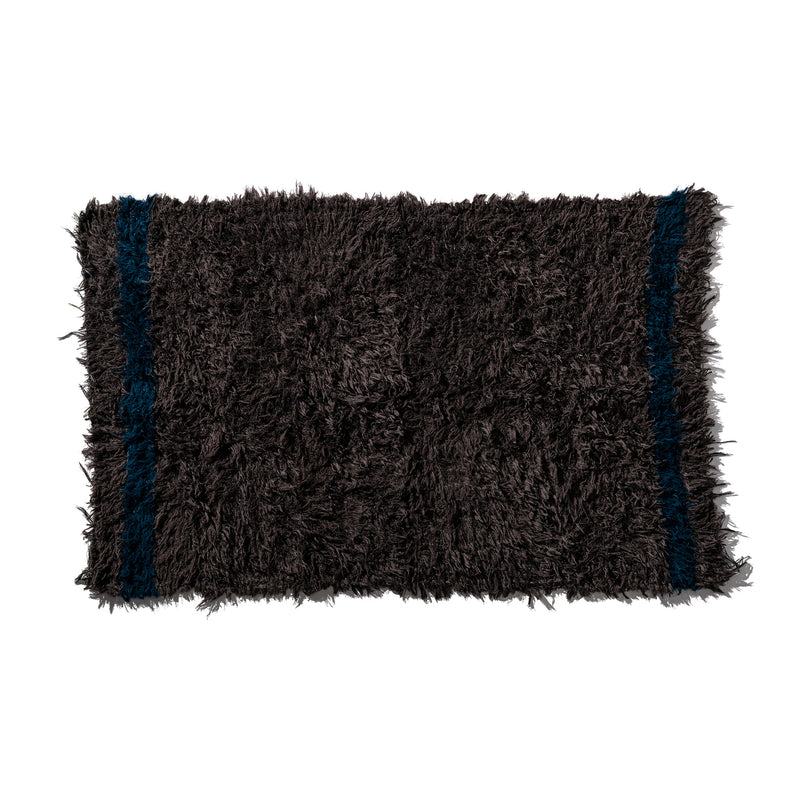 Recycle Selvedge Shaggy Rug / Side Line