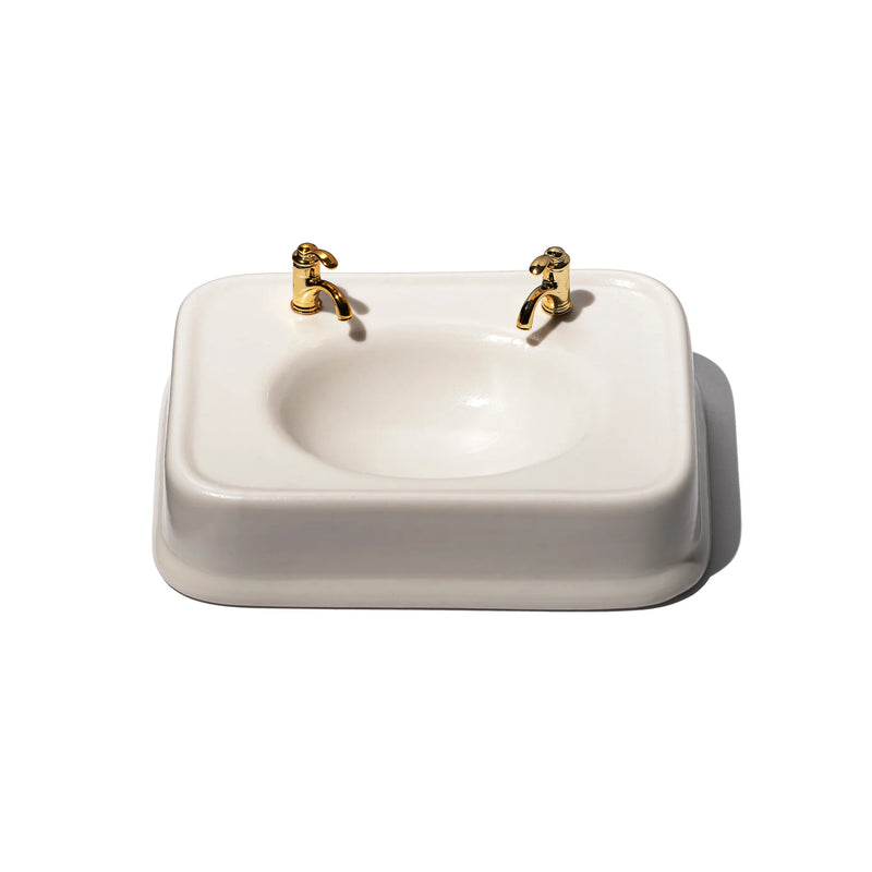 BATHROOM JEWELRY TRAY / Sink